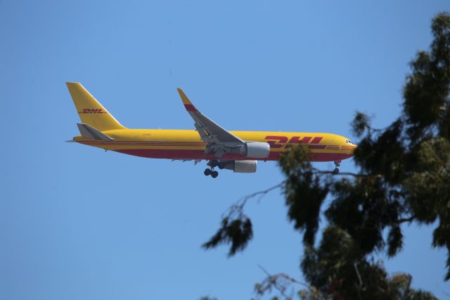 BOEING 767-300 (N284DH)