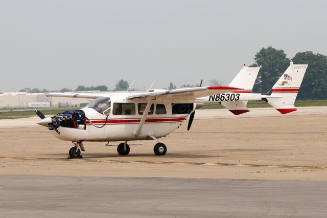 Cessna Super Skymaster (N86303)