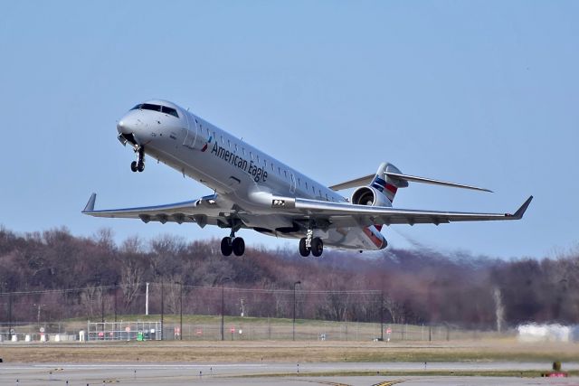 Canadair Regional Jet CRJ-700 (N724SK)