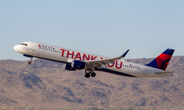 Airbus A321 (N391DN) - Spotted at KPHX on May 18, 2020