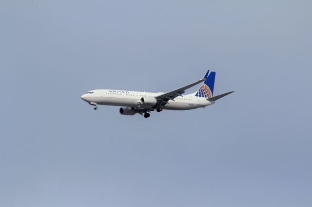 Boeing 737-900 (N66808) - Inbound from TPA -- UAL2129