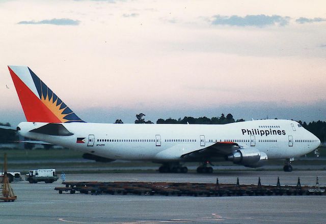 Boeing 747-200 (N742PR) - This is the picture taken before about 30 years, but a photo date isnt recording a photo date then, and is unclear.