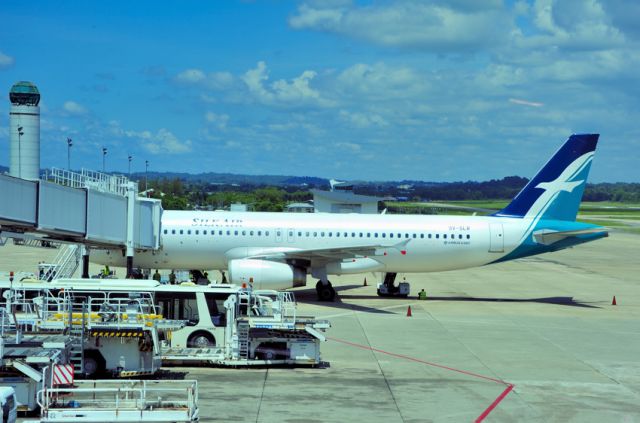 Airbus A320 (9V-SLR) - Our ride home