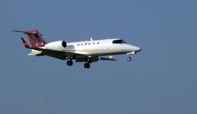 Bombardier Learjet 75 (N7SN) - On final is this Learjet 75 in the Summer of 2018.