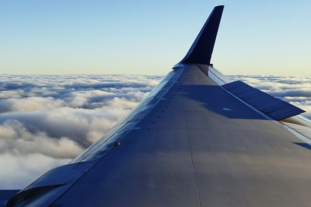 Boeing 757-200 (N6714Q) - Descending to Atlanta ATL airport.