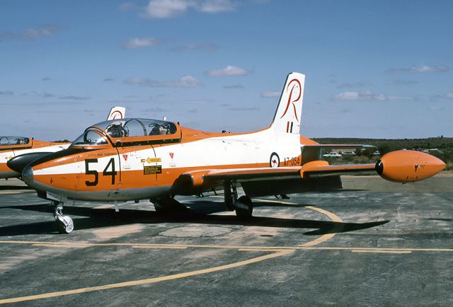 A7054 — - AUSTRALIA - AIR FORCE - COMMONWEALTH CA-30 (MB-326H) - REG : A7-054 (CN CA30-54) - BROKEN HILL AIRPORT NSW, AUSTRALIA - YBHI (24/4/1983)