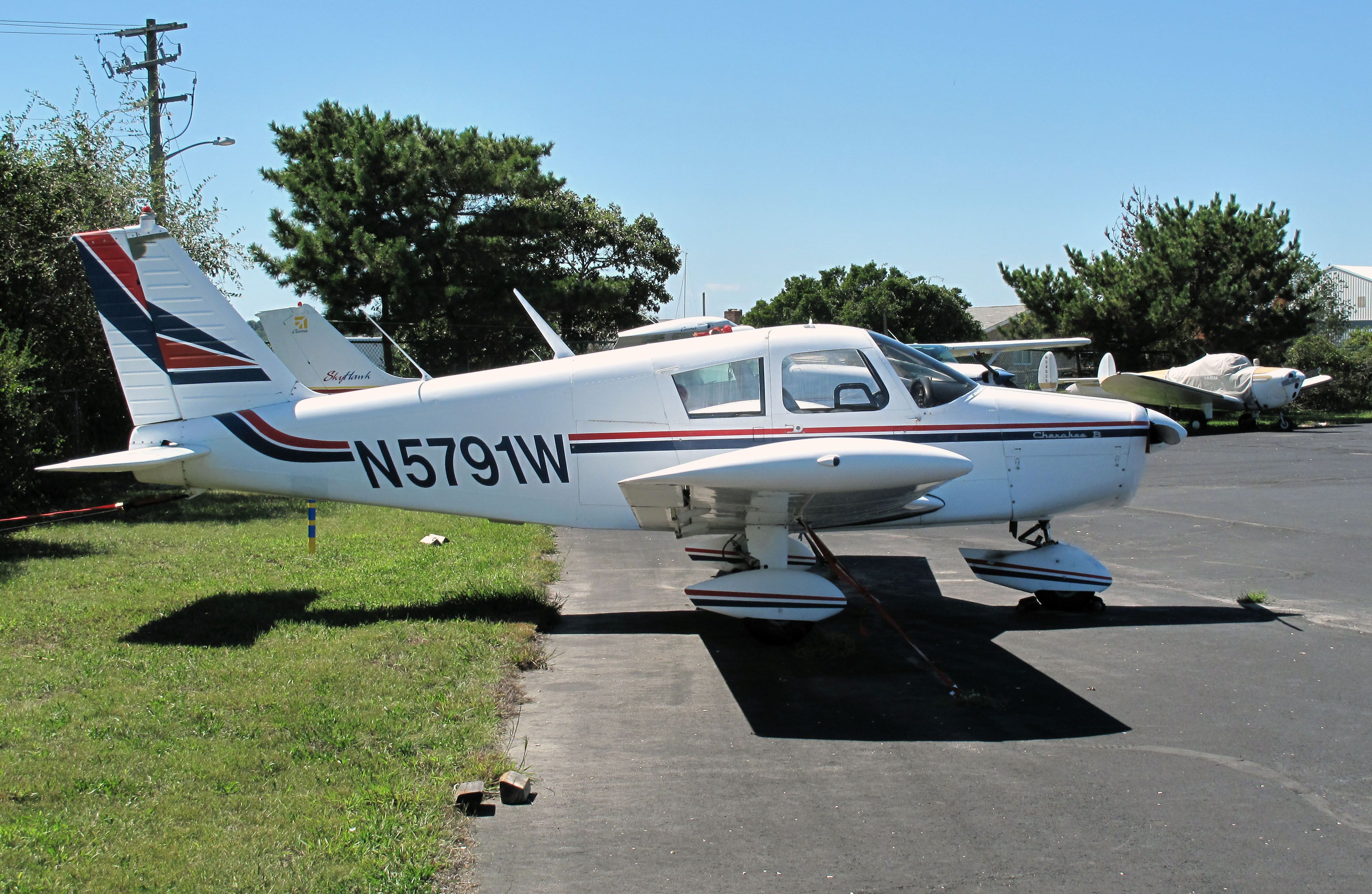 Piper Cherokee (N5791W)