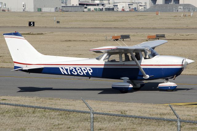 Cessna Skyhawk (N738PP)