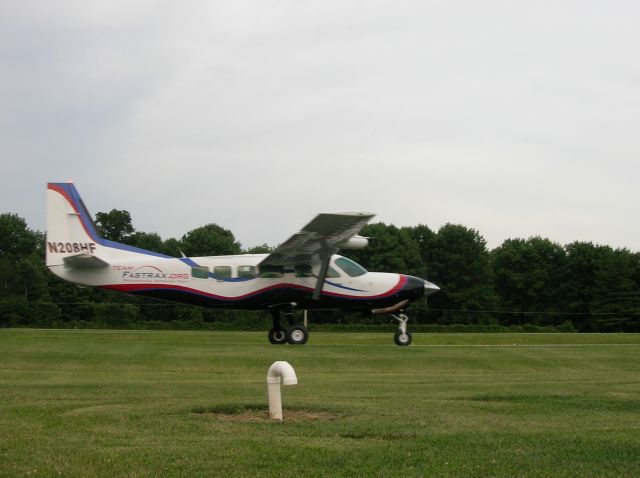 Cessna Caravan (N208HF)