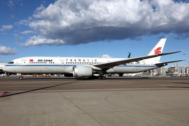 Boeing 787-8 (B-1431)
