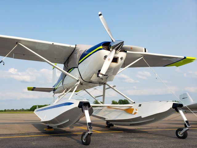 Cessna Skywagon (N1951T)