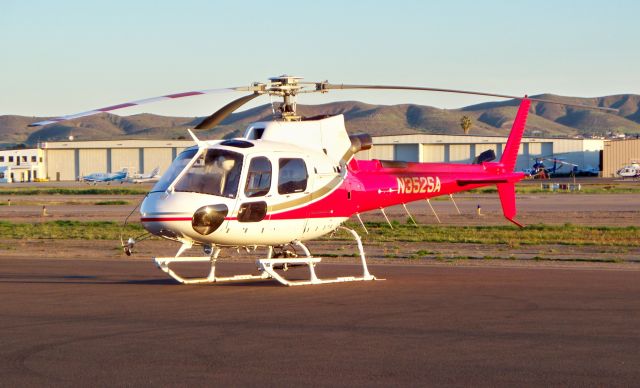 Eurocopter AS-350 AStar (N352SA)