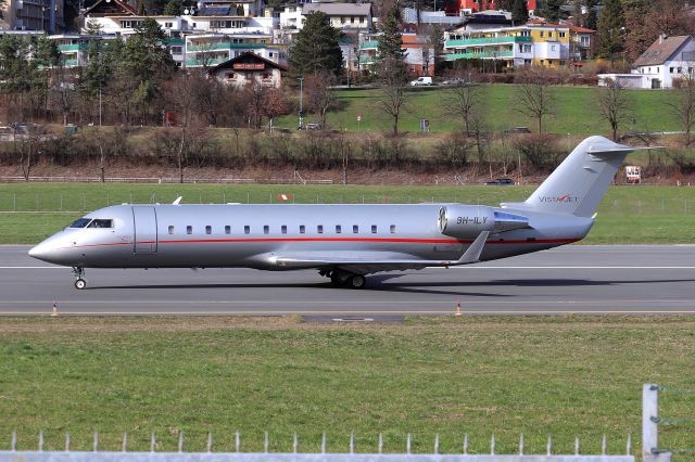 Canadair Regional Jet CRJ-200 (9H-ILY)