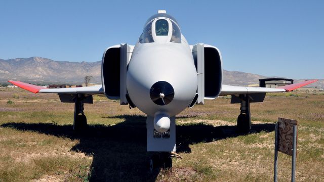 McDonnell Douglas F-4 Phantom 2 (N403FS) - 1964 McDonnell Douglas F-4C Phantom II, Tracor Flight Systems, May 2010