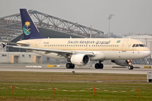 Airbus A321 (HZ-ASA)