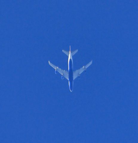 Boeing 747-400 (BAW22C) - Seen flying high over KJLN Joplin, MO. Taken with a Canon Ti-2 with a 250mm lens.