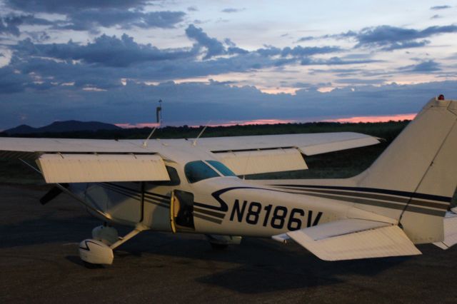 Cessna Skyhawk (N8186V) - Porongatu, Brazil