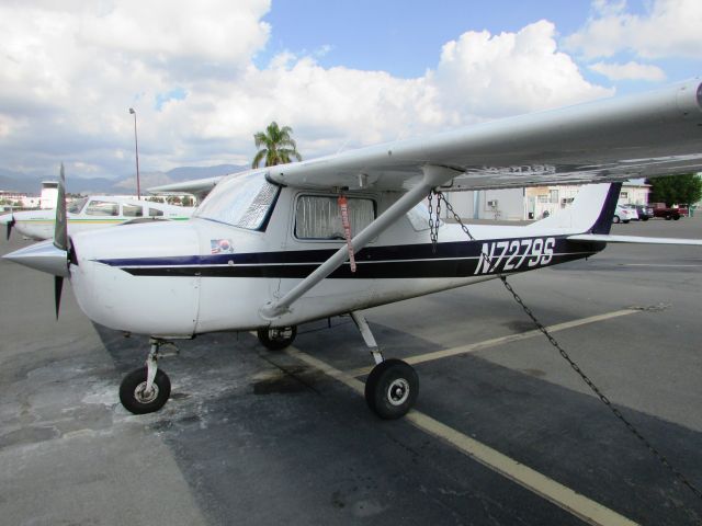 Cessna Commuter (N7279S) - Parked at Brackett Field.