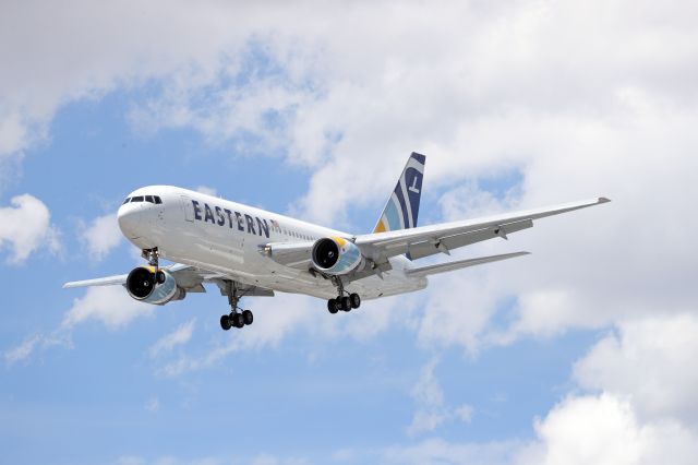 N605KW — - Eastern Airlines B767 Charter from Baton Rouge, LA approaching RWY 17L at Reno-Tahoe International Airport.