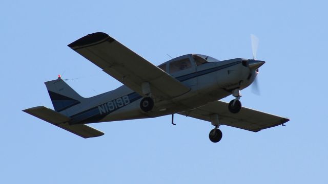 Beechcraft Sundowner (N1919B)