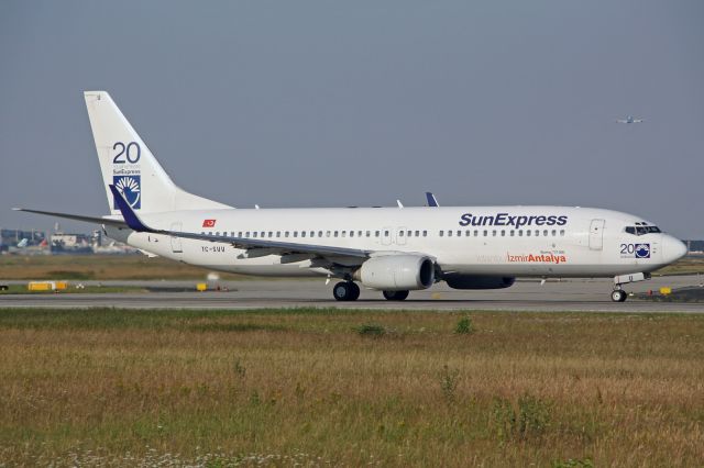 Boeing 737-800 (TC-SUU)