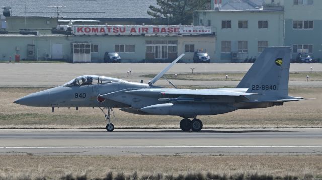 McDonnell Douglas F-15 Eagle (22-8940) - 2024.04.05br /Japan Air Self-Defense Forcebr /Mitsubishi F-15DJ Eagle (22-8940)br /Returns to the hanger after landing.