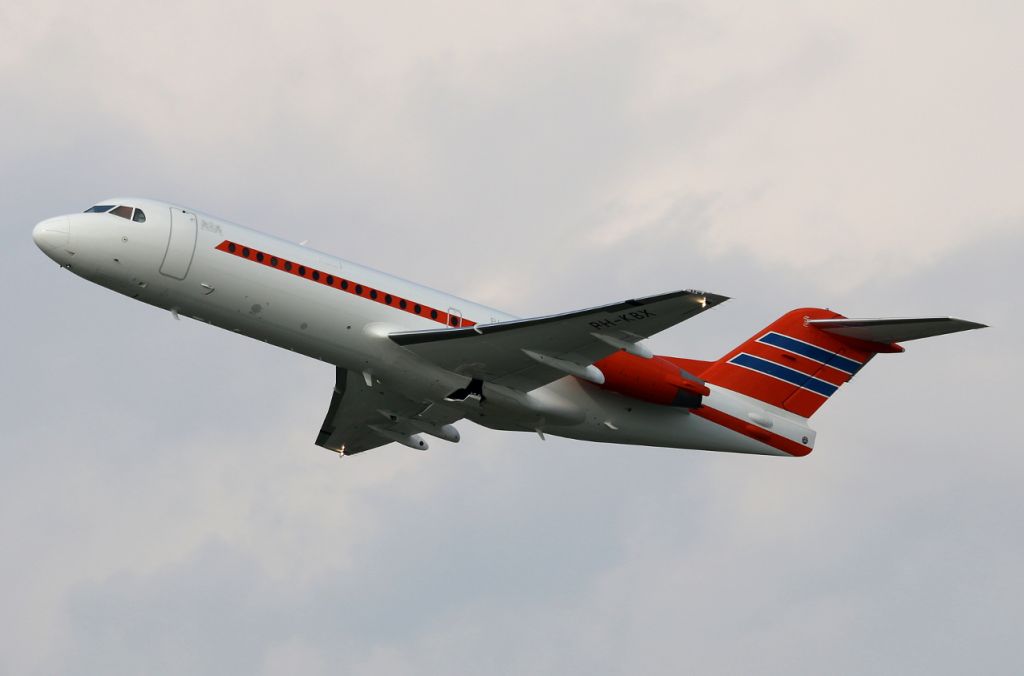 Fokker 70 (PH-KBX)