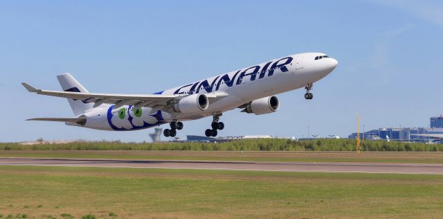 — — - Finnair (Marimekko Unikko Livery)