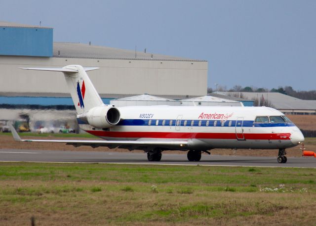 Canadair Regional Jet CRJ-200 (N902EV) - At Shreveport Regional. 2002 Bombardier CL-600-2B19