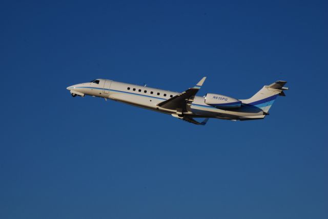 Embraer ERJ-135 (N615PG) - PG&E