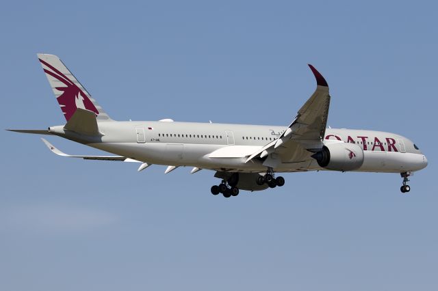 Airbus A350-900 (A7-AML)