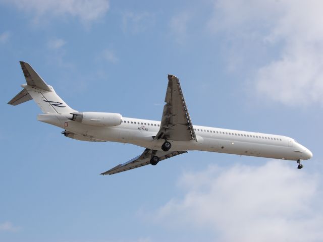 McDonnell Douglas MD-80 (N974AS) - AN OLD/FORMER "ALASKA" MD-80 !!!--NOW SEEN HERE USED BY "RYAN" AIRLINES SVCS.