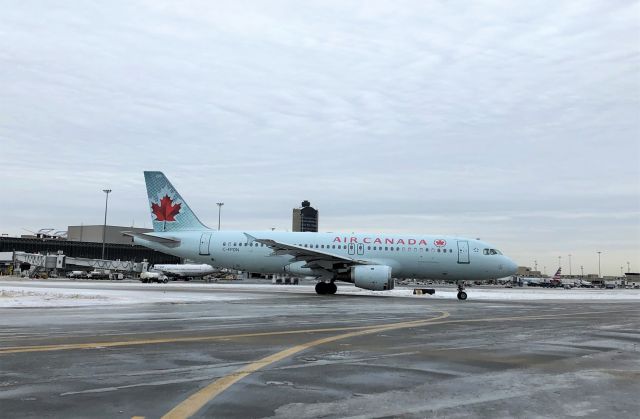 Airbus A320 (C-FPDN)