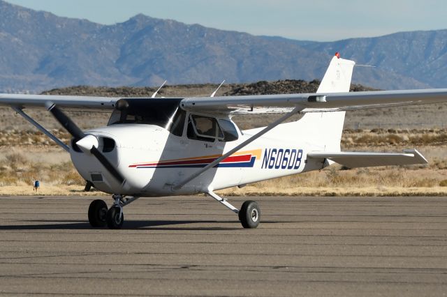 Cessna Skyhawk (N606DB)