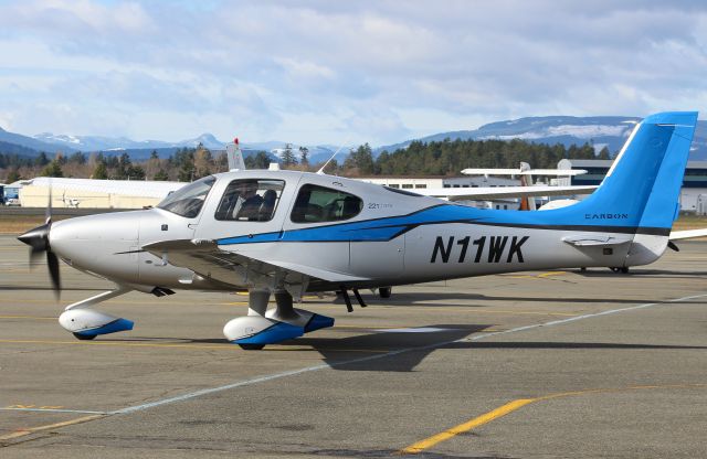 Cirrus SR-22 (N11WK)