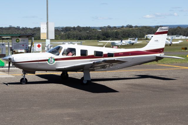 Piper Saratoga/Lance (VH-EXS)