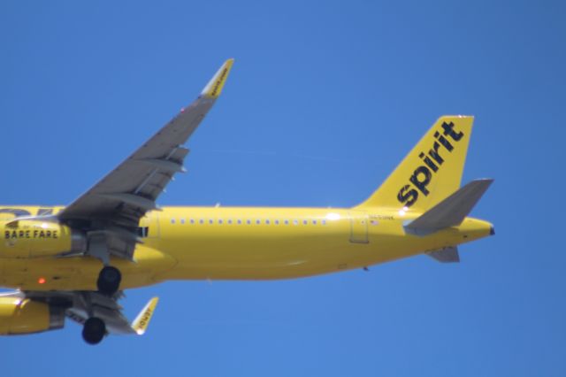 Airbus A320 (N659NK) - APROCH KLAX