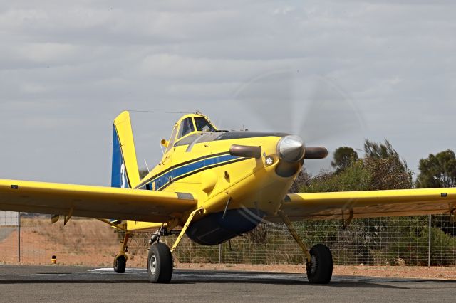 VH-PEK — - Operating as Water Bomber 603 at YGNW 15/12/2022