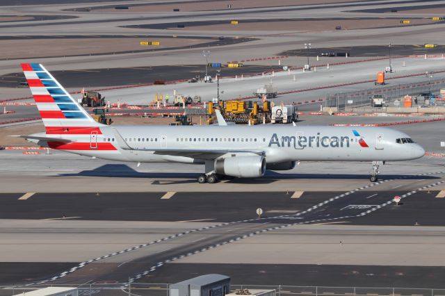 Boeing 757-200 (N938UW)