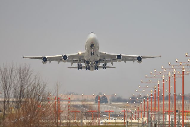 Boeing 747-400 (LX-YCV) - Departing 23-R on 11-20-20 bound for LAX.