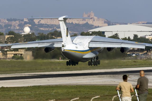 Ilyushin Il-76 (N76413)