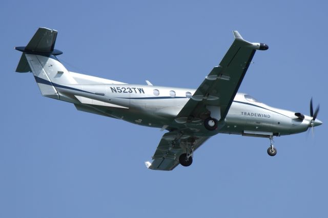 Pilatus PC-12 (N523TW)