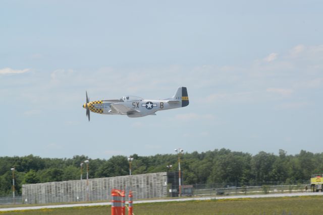 — — - P-51 Mustang CFB Trenton