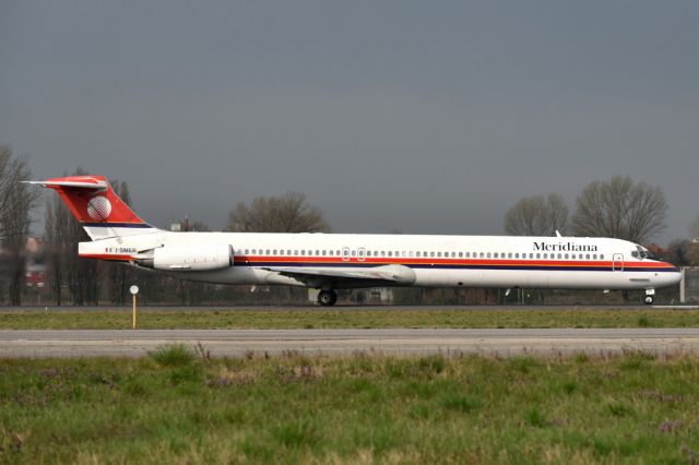 McDonnell Douglas MD-82 (I-SMER)