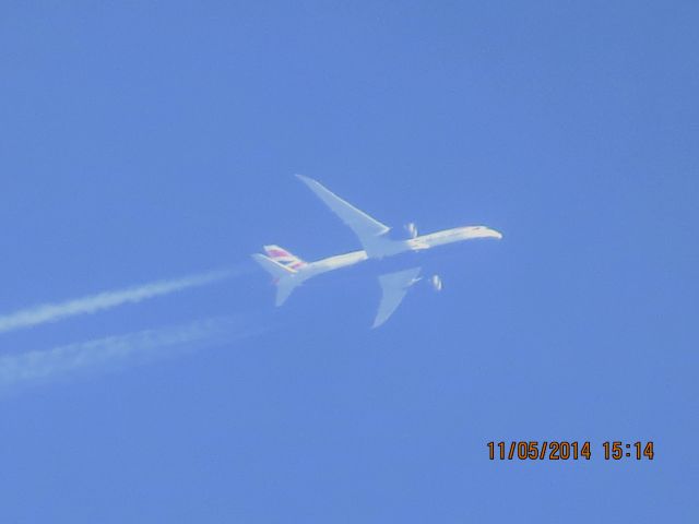 Boeing 787-8 (G-ZBJA) - British Airways flight 191 from London to Austin over Southeastern Kansas at 43,000 feet.