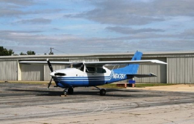 Cessna Centurion (N6479Y) - On the ramp at Lee Gilmer Memorial Airport, Gainesville, GA, circa 2009.