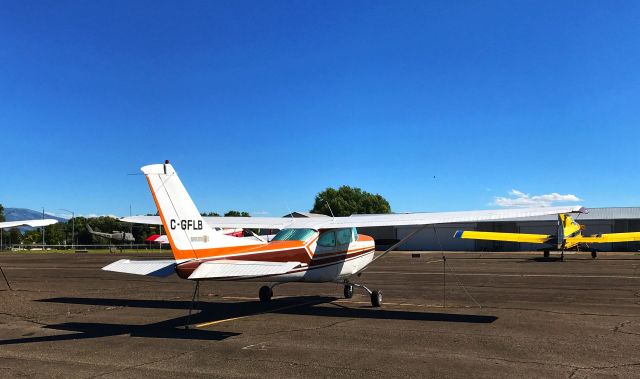 Cessna Skylane (C-GFLB) - C-GFLB - 1978 Cessna R182