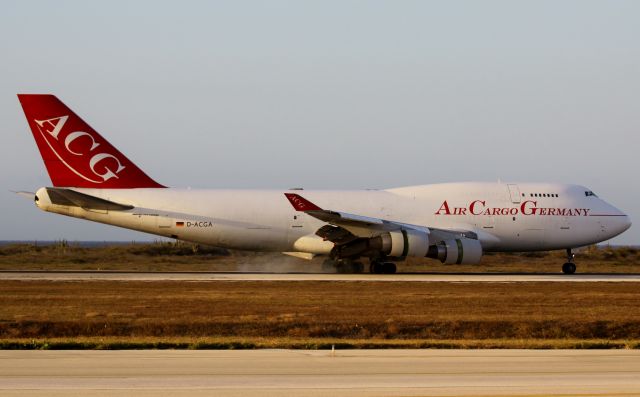 Boeing 747-400 (D-ACGA)