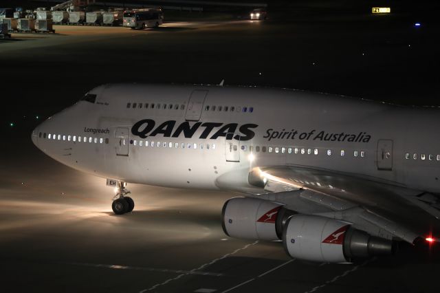 Boeing 747-400 (VH-OEH) - April 13th 2019:HND-SYD.