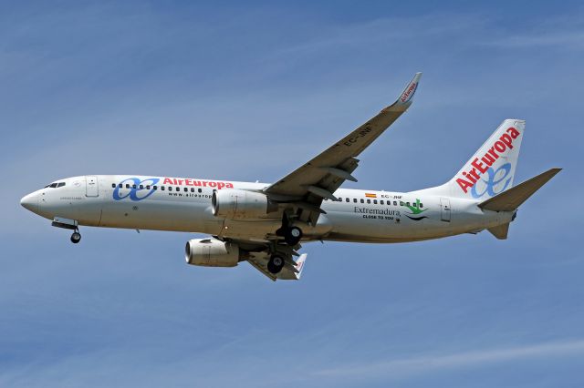 Boeing 737-800 (EC-JNF)